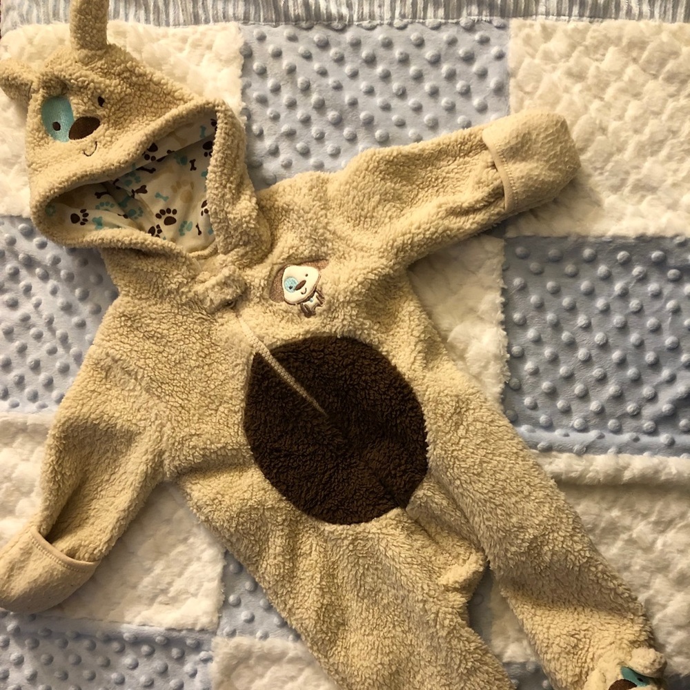Baby sherpa-lined hooded bunting